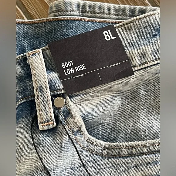 Express NWT bootcut low rise - Picture 7 of 7